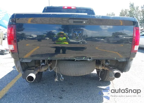 2013 Ram 1500 Express z USA, uszkodzony, nr VIN 1C6RR6KT4DS715646